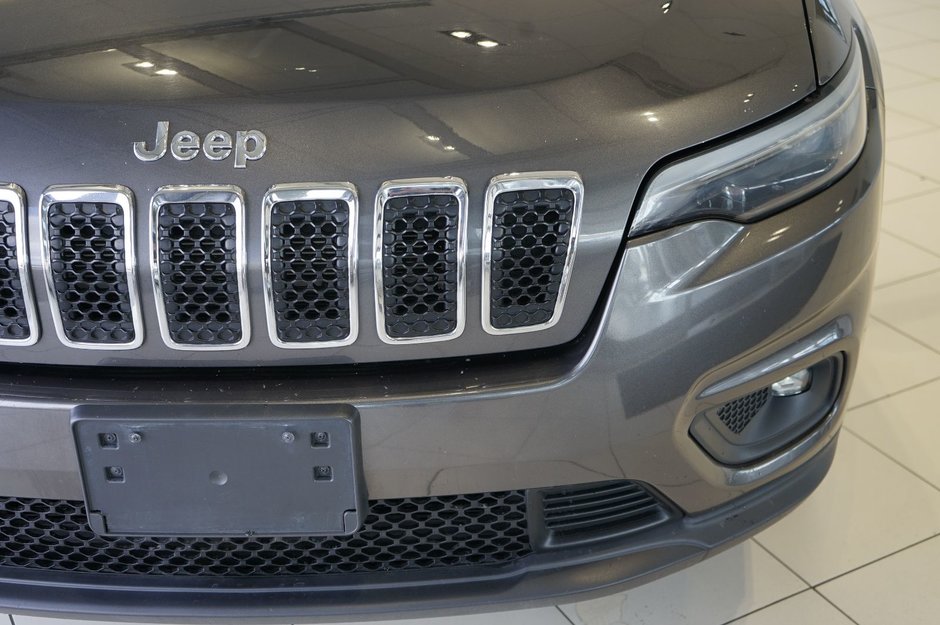 2019 Jeep Cherokee North-25