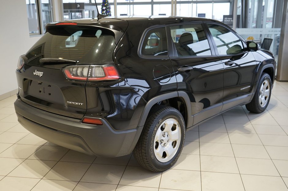 2019 Jeep Cherokee Sport-1