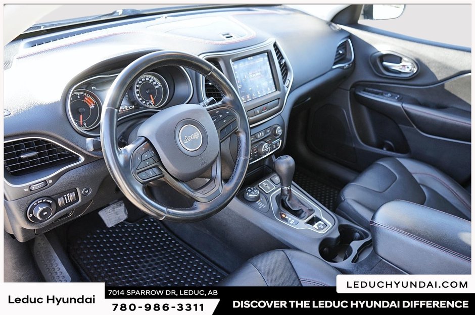 2020 Jeep Cherokee Trailhawk-9