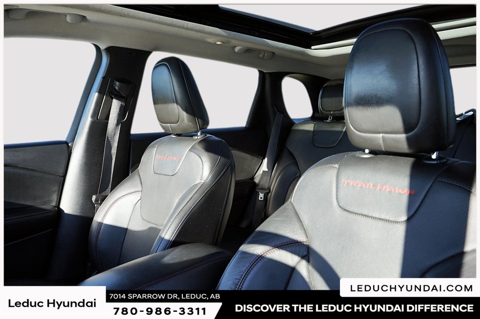 2020 Jeep Cherokee Trailhawk-11