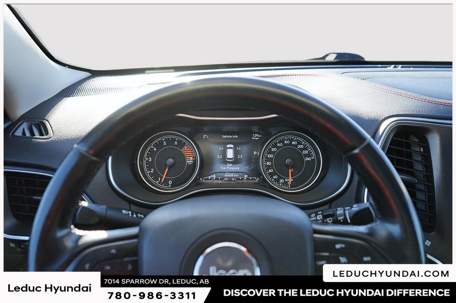 2020 Jeep Cherokee Trailhawk-16