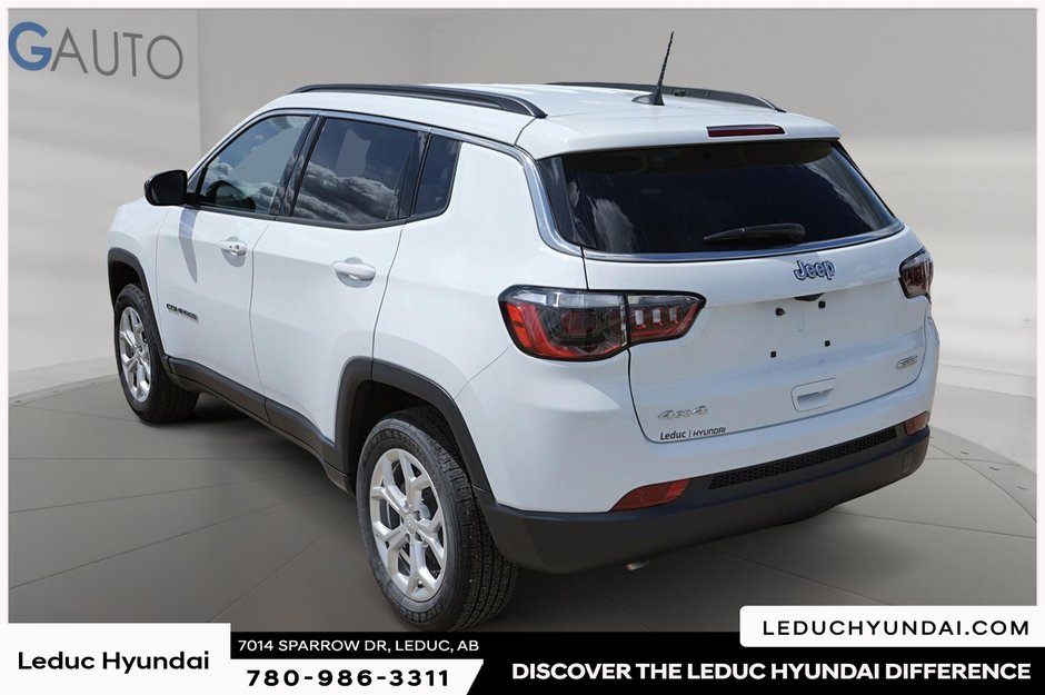 2024 Jeep Compass North-3