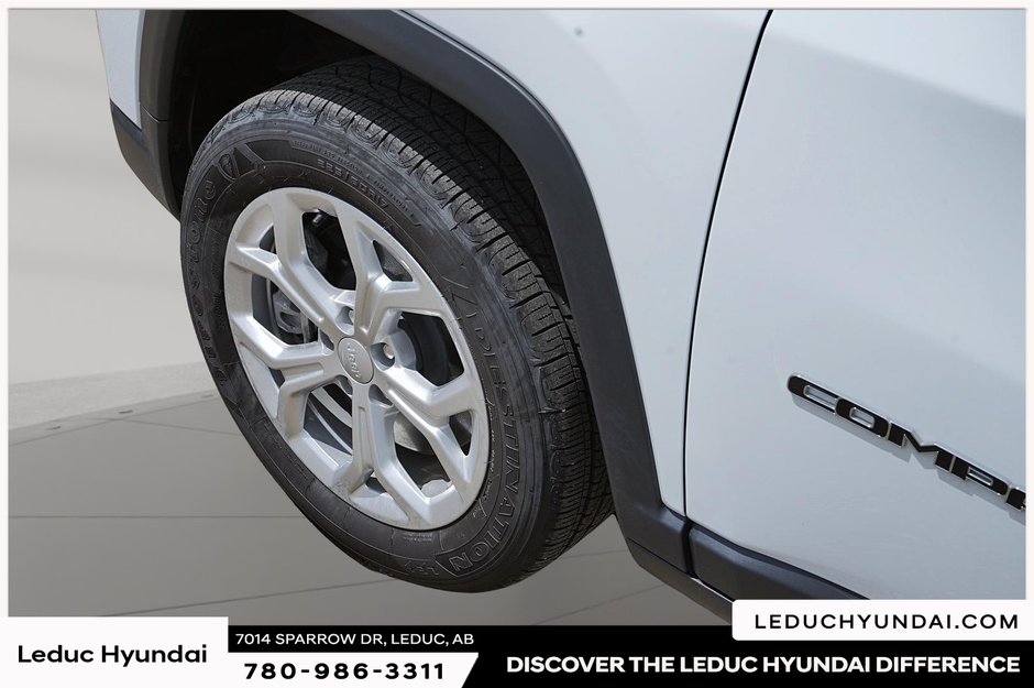 2024 Jeep Compass North-6
