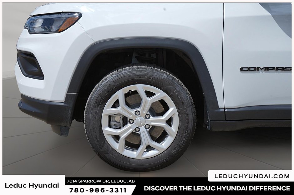 2024 Jeep Compass North-5