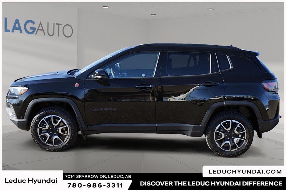 2024 Jeep Compass Trailhawk-4