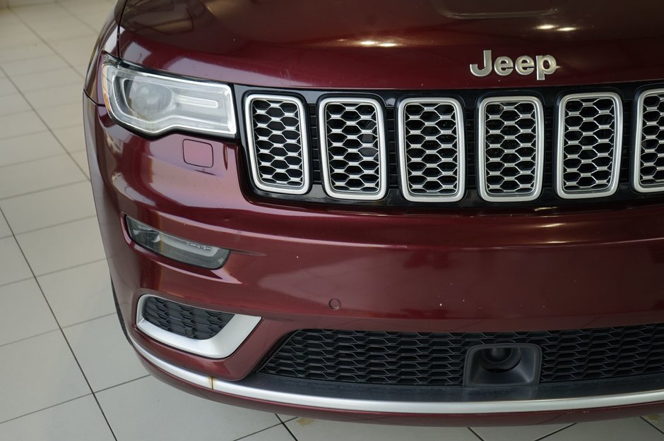 2017 Jeep Grand Cherokee Summit-25