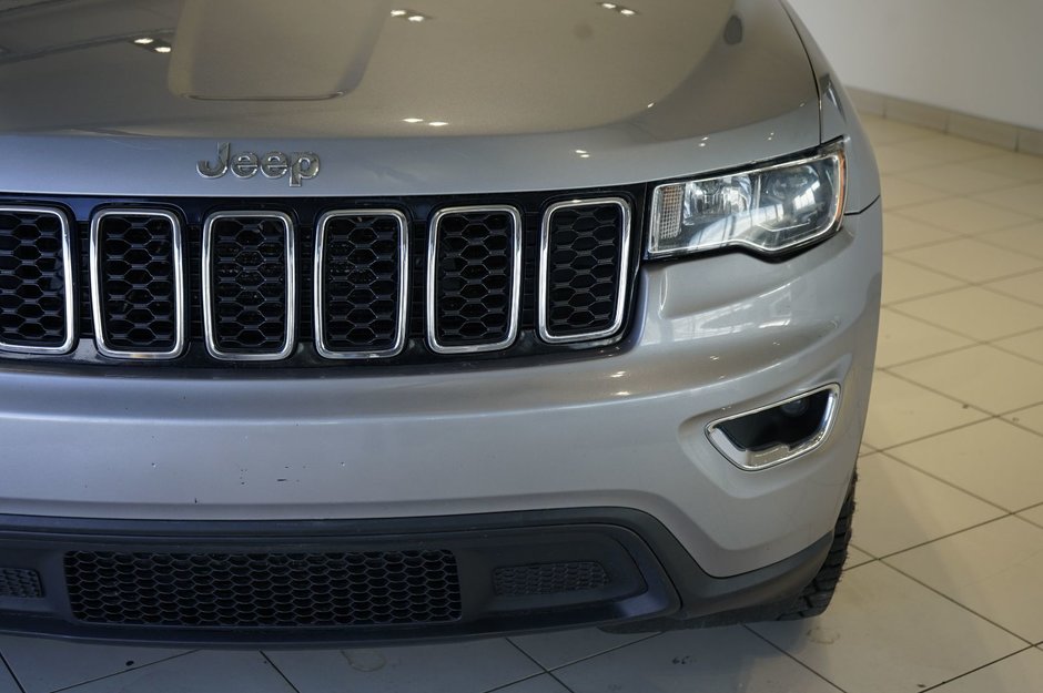 2017 Jeep Grand Cherokee Laredo-25