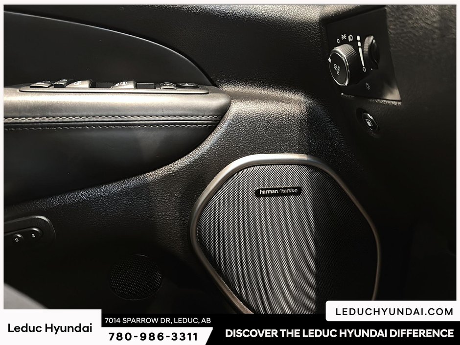 2019 Jeep Grand Cherokee Overland-20