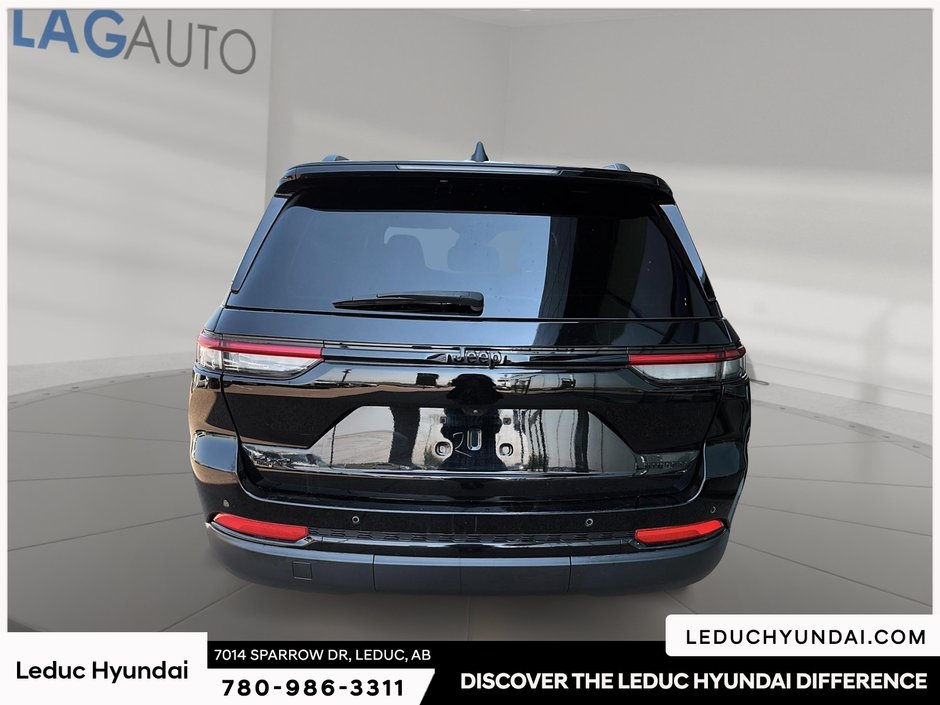 2023 Jeep Grand Cherokee Limited-2
