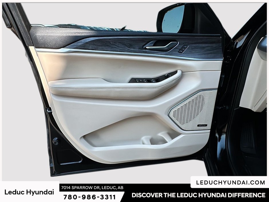 2023 Jeep Grand Cherokee Limited-11