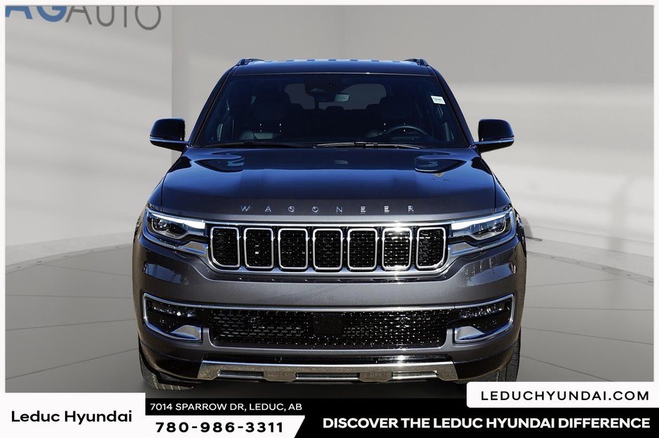 2023 Jeep Wagoneer L Series III-1