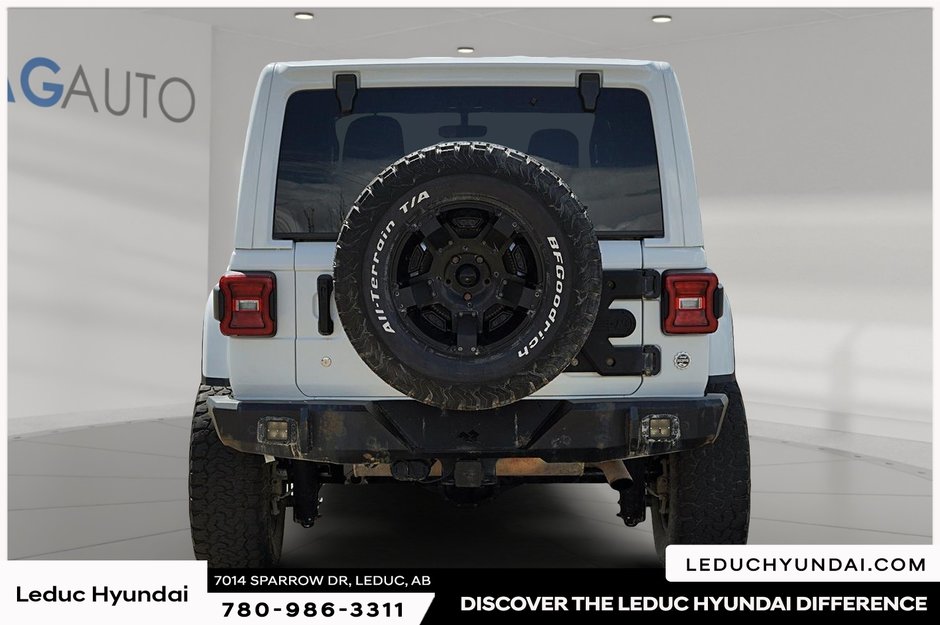 2020 Jeep Wrangler Unlimited Sahara-2