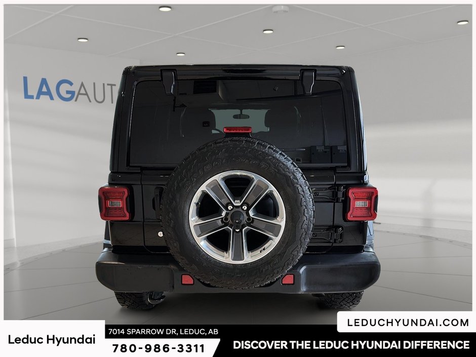 2019 Jeep Wrangler Unlimited Sahara-2