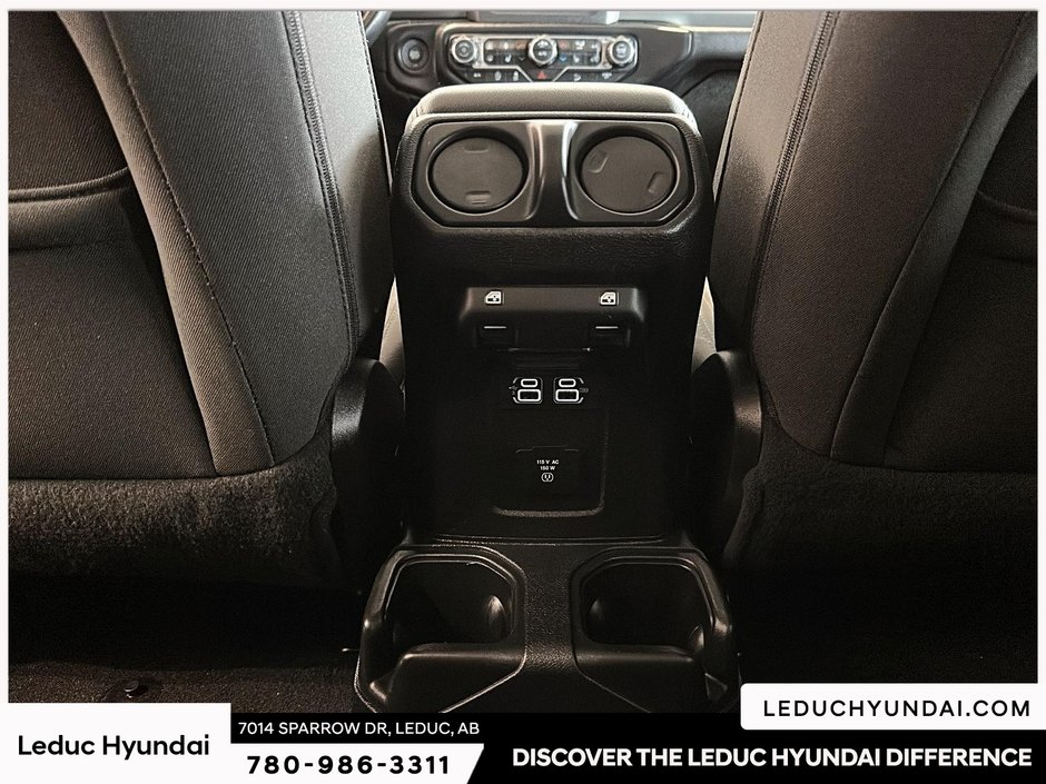 2019 Jeep Wrangler Unlimited Sahara-10