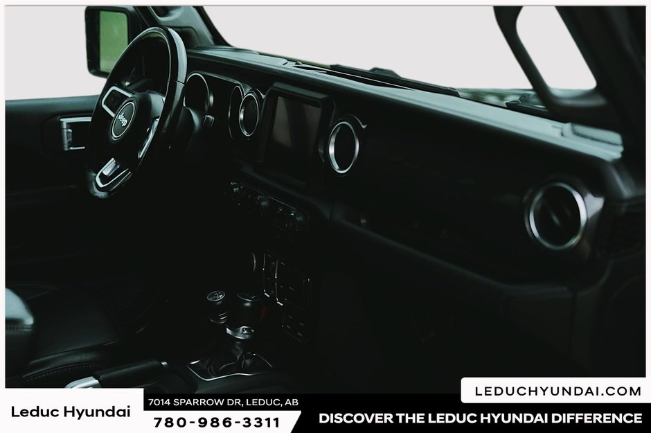 2022 Jeep Wrangler Unlimited Sahara Altitude-9