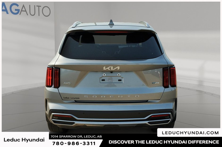 2022 Kia Sorento Plug-In Hybrid SX-2