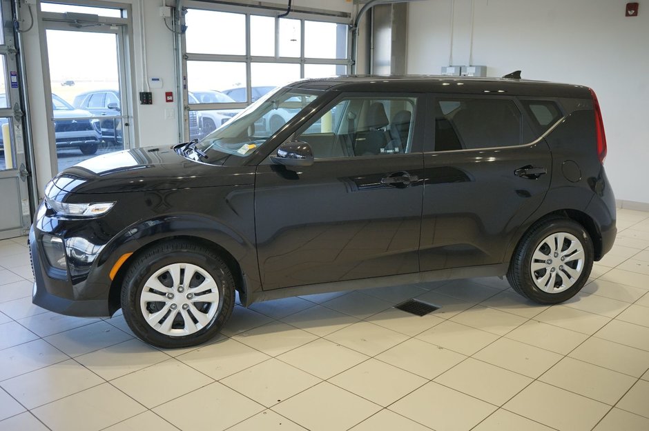 2022 Kia Soul LX-1