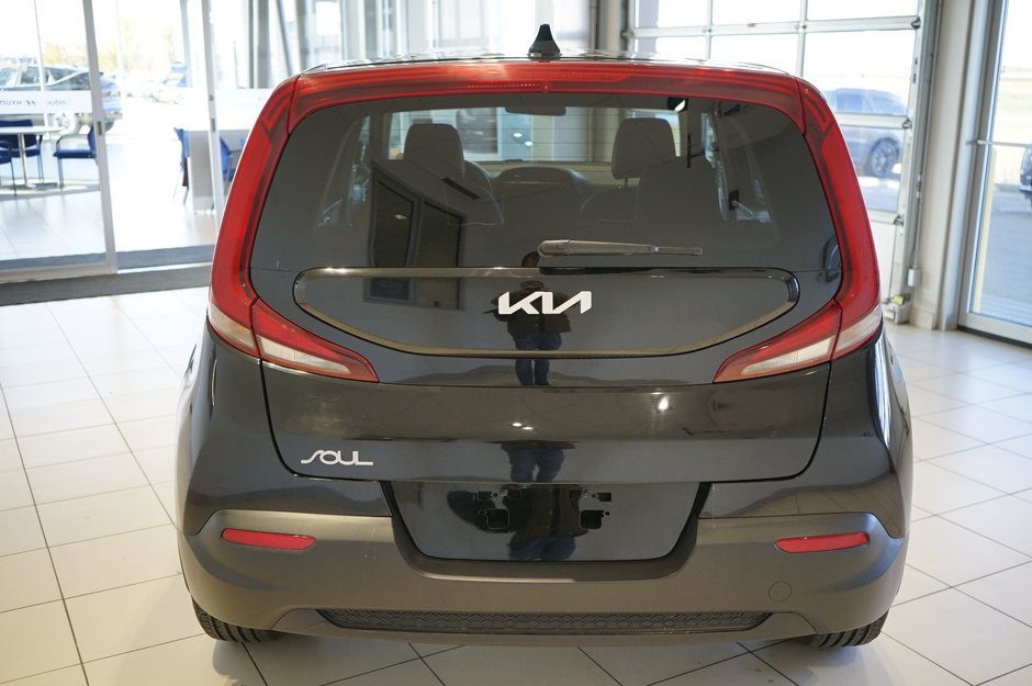 2022 Kia Soul LX-3