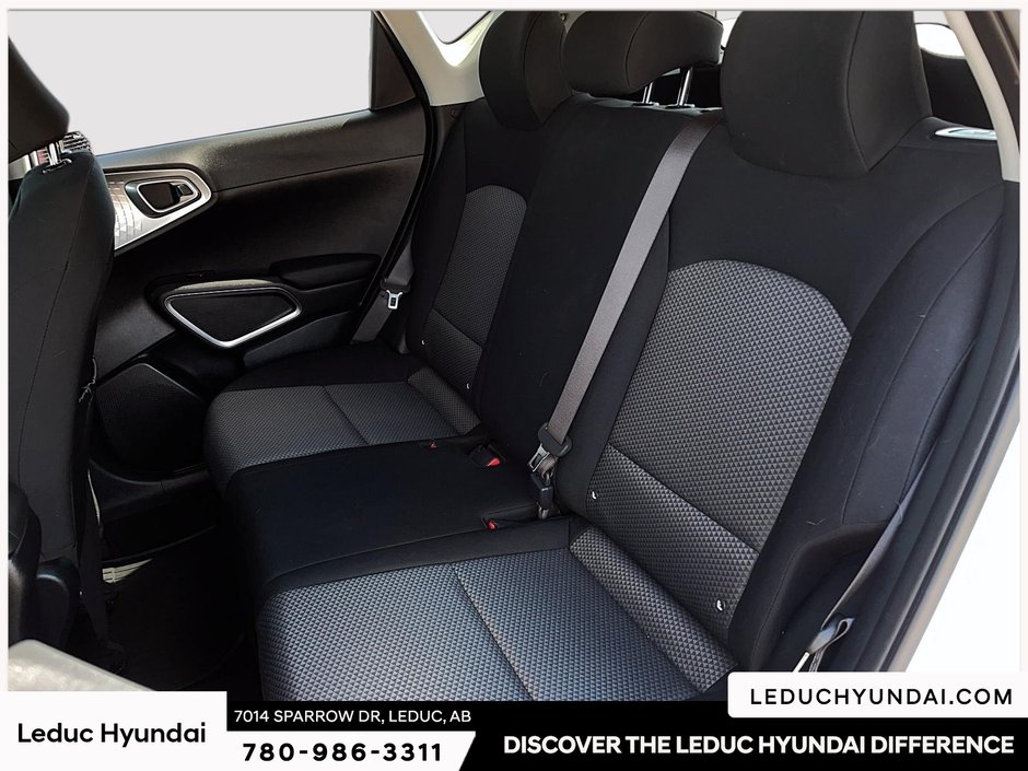 2025 Kia Soul LX-8