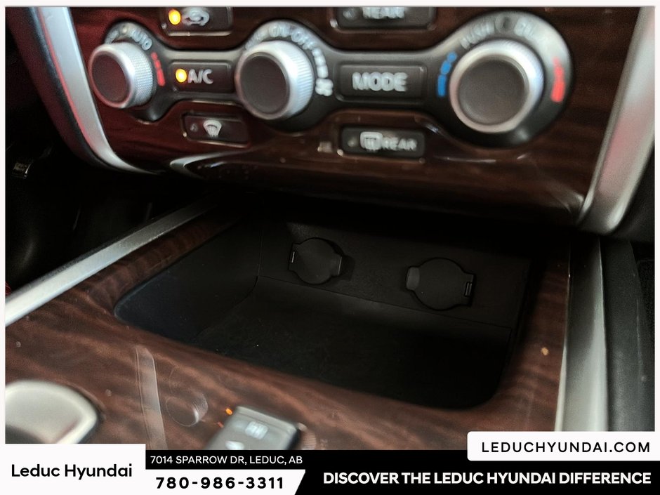 2015 Nissan Pathfinder SL-26