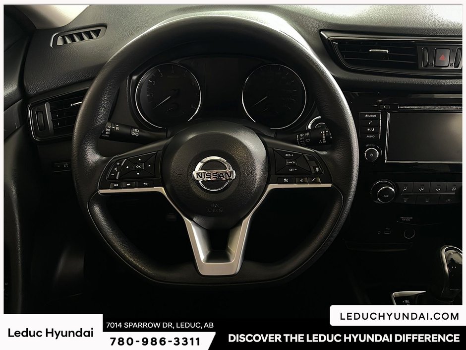 2019 Nissan Rogue S-10