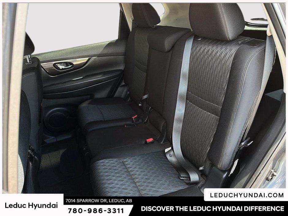 2019 Nissan Rogue S-9