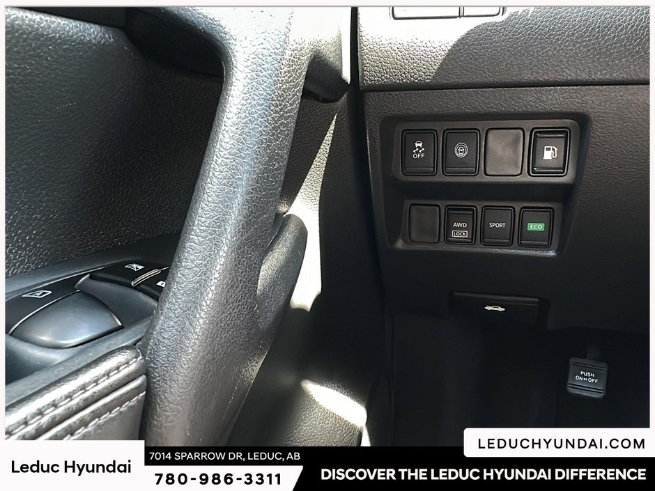 2019 Nissan Rogue S-19