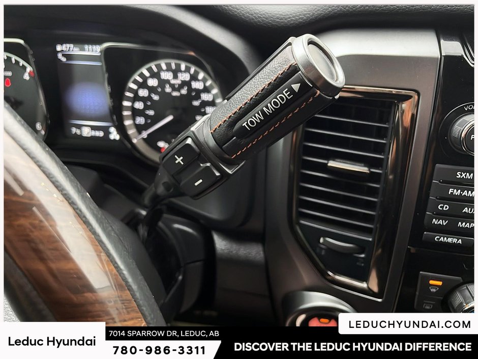 2017 Nissan Titan XD Platinum Reserve-17