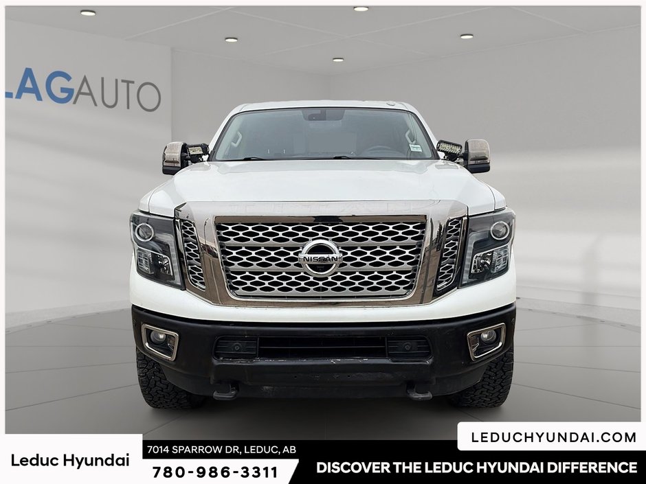 2017 Nissan Titan XD Platinum Reserve-1