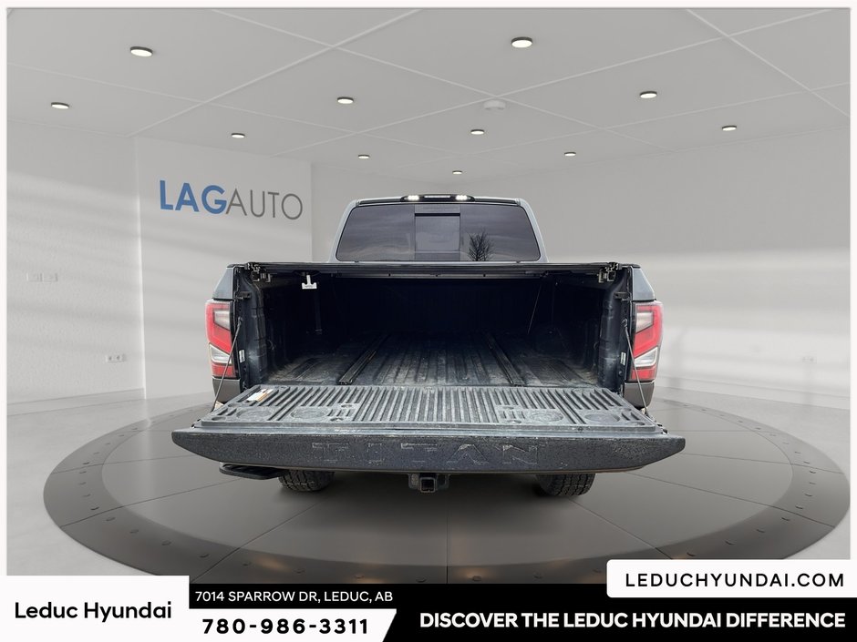 2021 Nissan Titan PRO-4X-22