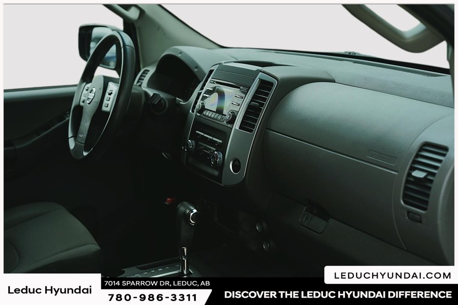 2013 Nissan Xterra S-8