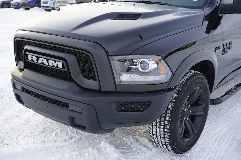 2022 Ram 1500 Classic Warlock-27