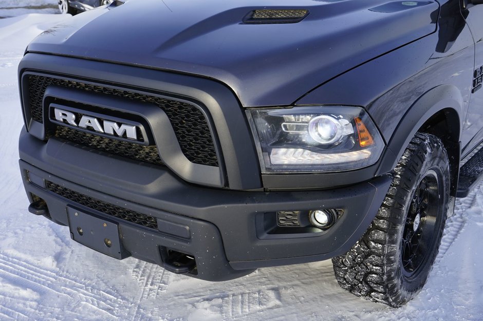 2022 Ram 1500 Classic Warlock-29