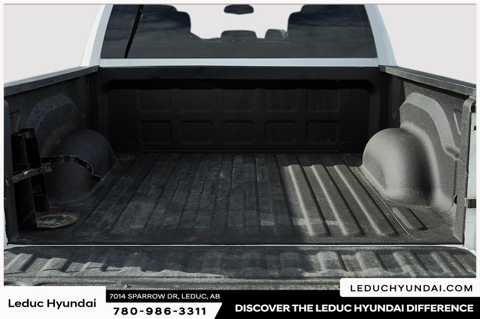2022 Ram 1500 Classic SLT-16