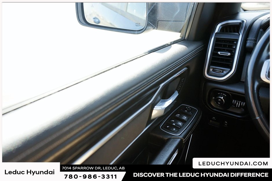 2023 Ram 1500 Laramie-15