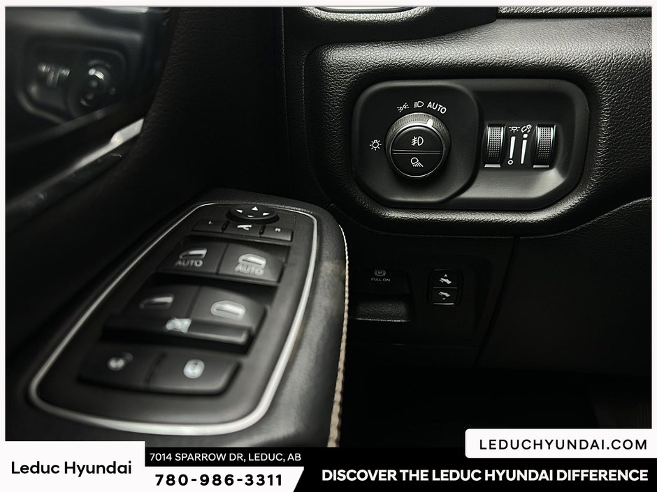 2023 Ram 1500 Laramie-19