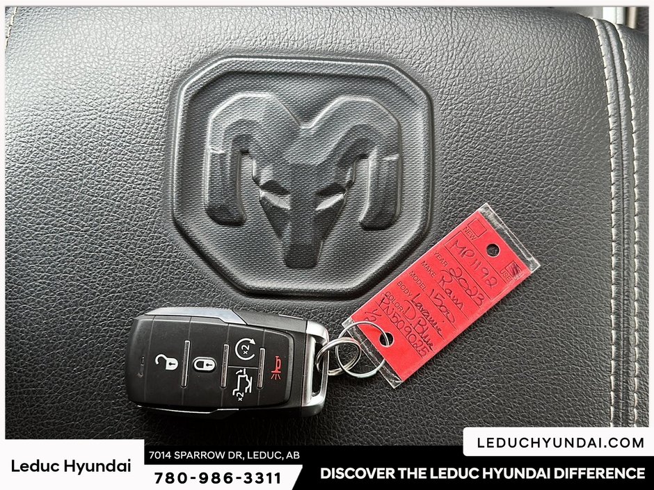 2023 Ram 1500 Laramie-26