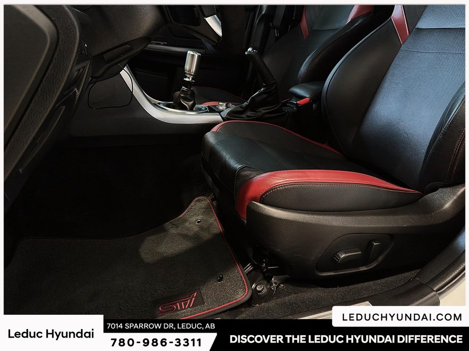 2017 Subaru WRX STi-9