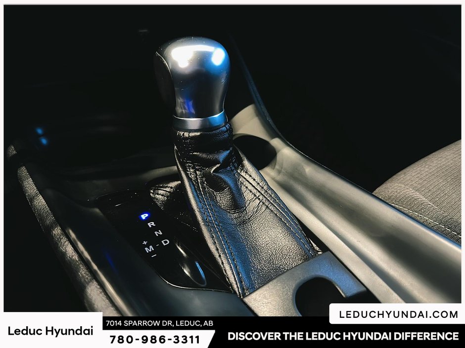 2018 Toyota C-HR XLE-17