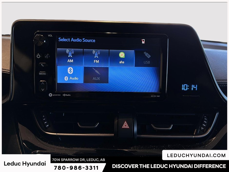 2018 Toyota C-HR XLE-22