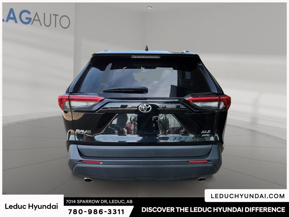 2021 Toyota RAV4 XLE-2