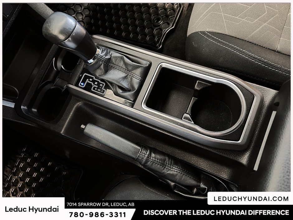 2022 Toyota Tacoma TRD Off Road-16