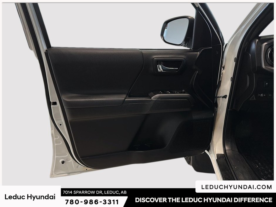 2022 Toyota Tacoma TRD Off Road-10