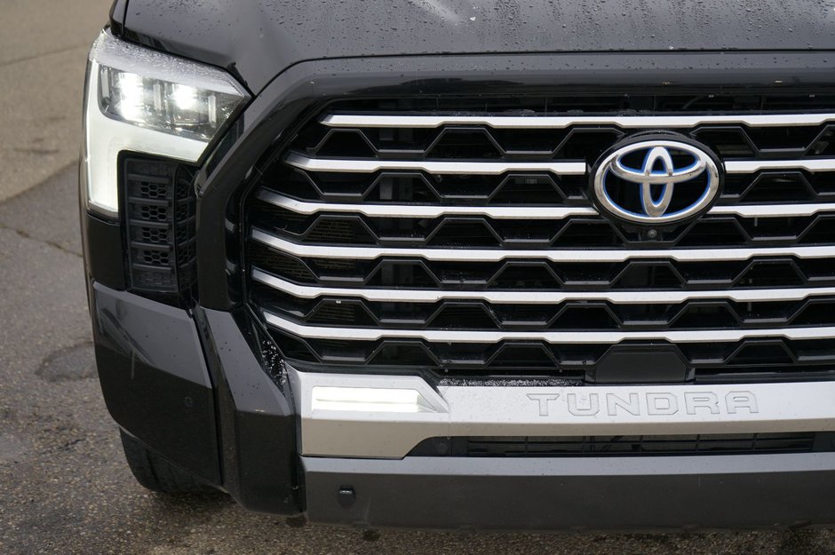 2022 Toyota Tundra Capstone Hybrid-25