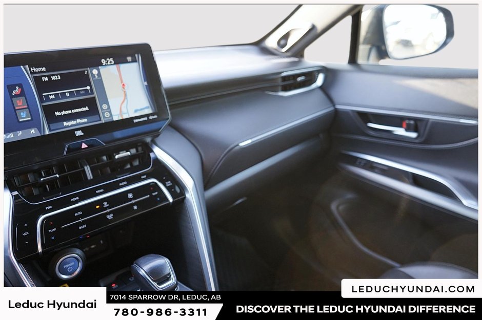 2021 Toyota Venza LE-13