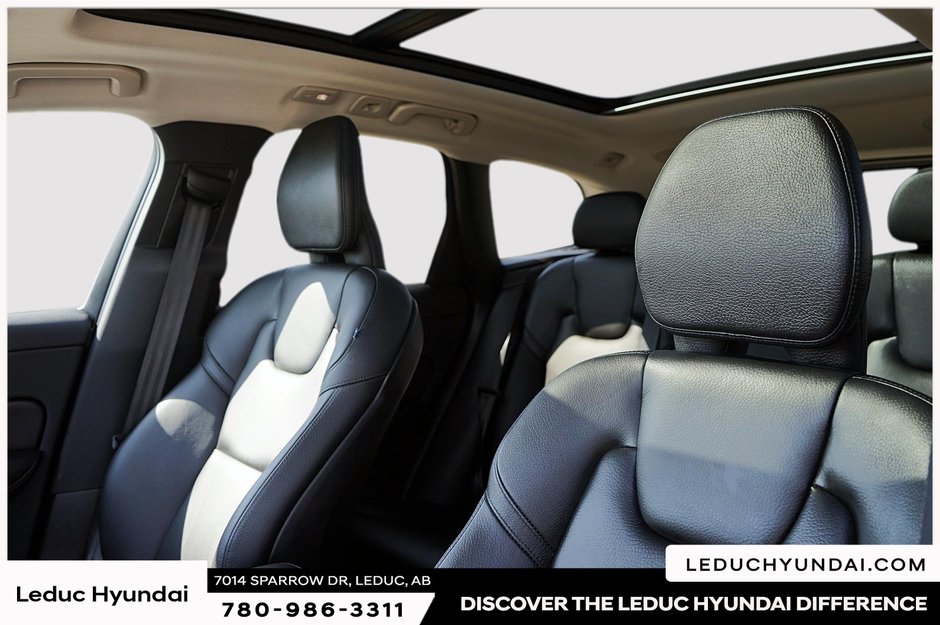2023 Volvo XC60 Plus Dark Theme-7