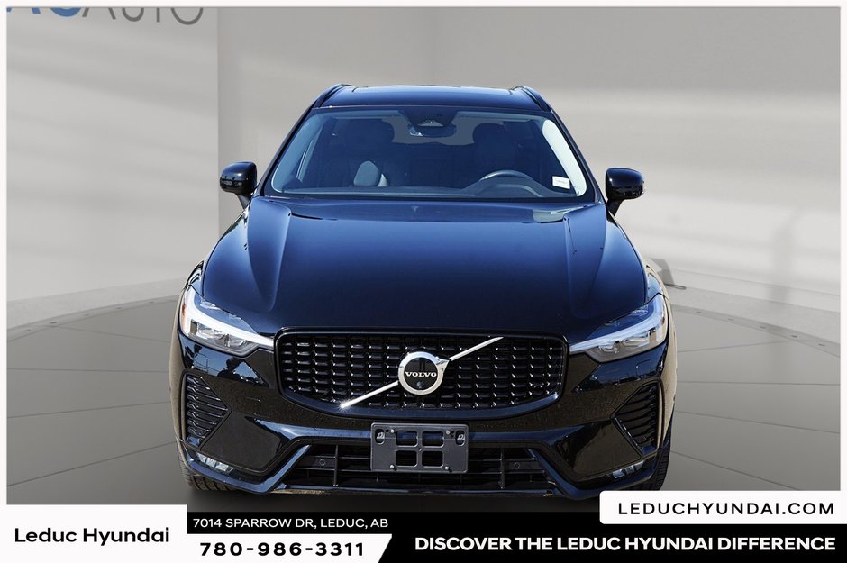 2023 Volvo XC60 Plus Dark Theme-1