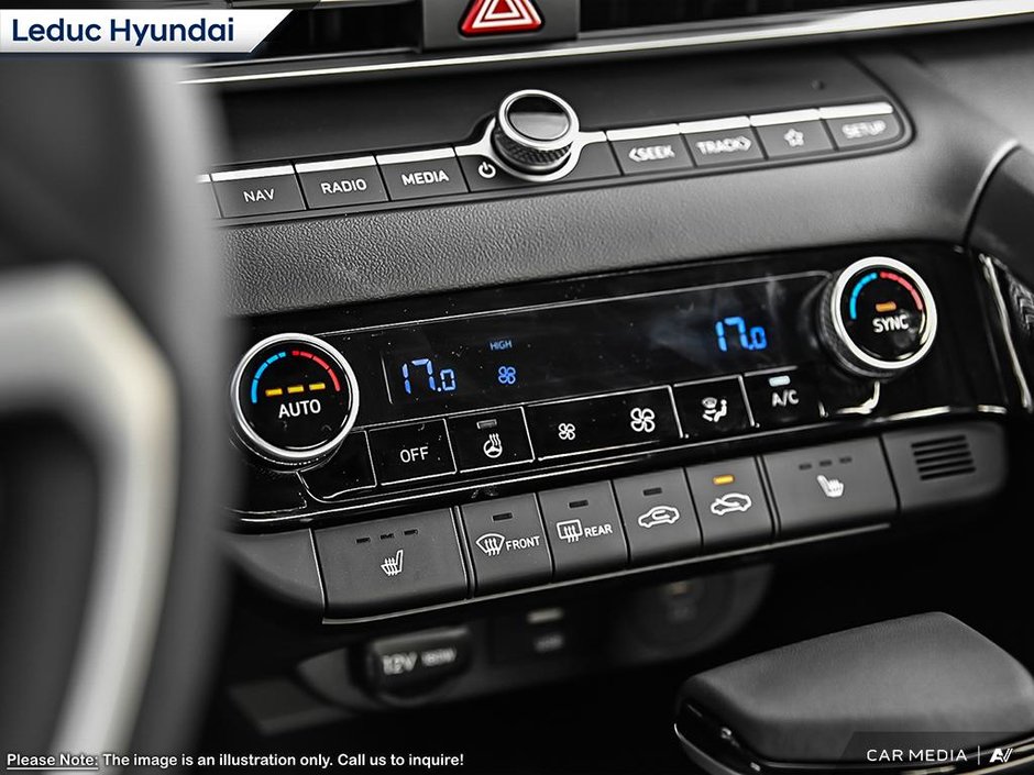 2025 Hyundai Elantra Luxury-22
