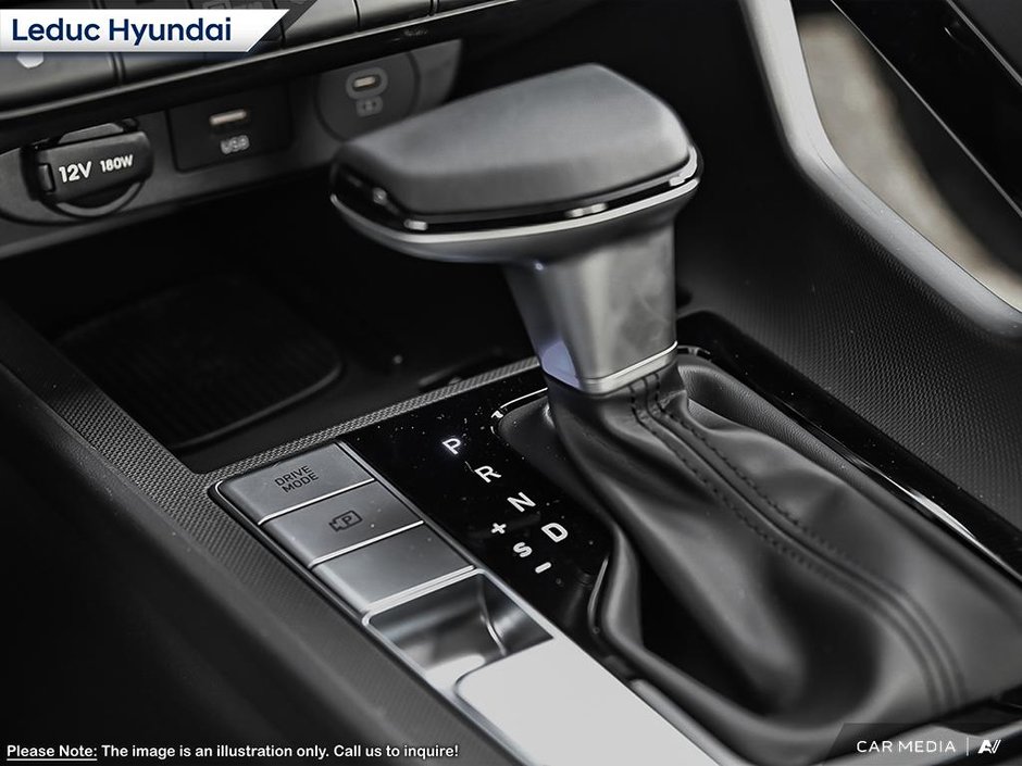 2025 Hyundai Elantra Luxury-15