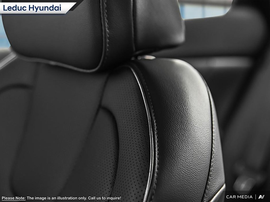 2025 Hyundai Elantra Luxury-18